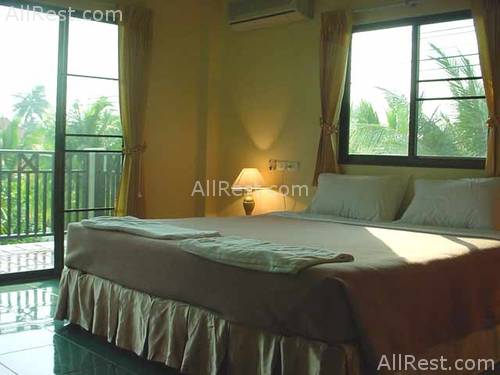 Dolphin Bay Resort 8